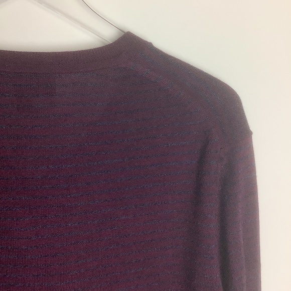 Banana Republic Men's Merino Wool V Neck Sweater M - Picture 12 of 15